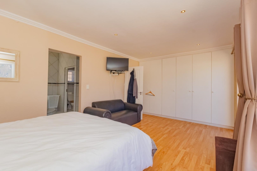 To Let 3 Bedroom Property for Rent in Northshore Western Cape